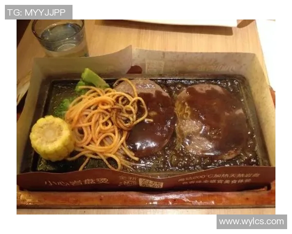 老干妈与足球明星的奇妙邂逅揭示了美食与运动的完美结合 老干妈与足球明星的奇妙邂逅揭示了美食与运动的完美结合